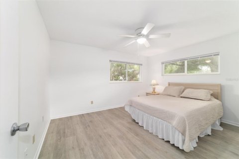House in Ocala, Florida 2 bedrooms, 125.98 sq.m. № 1820574 - photo 22