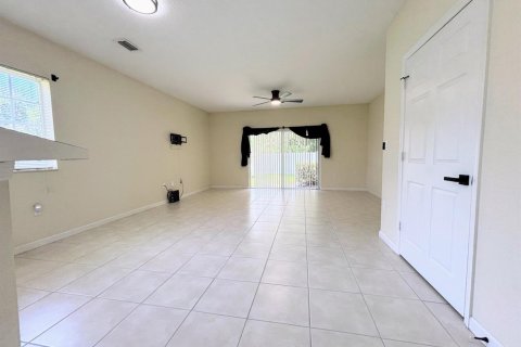 Touwnhouse à vendre à Stuart, Floride: 3 chambres, 133.22 m2 № 2269264 - photo 8