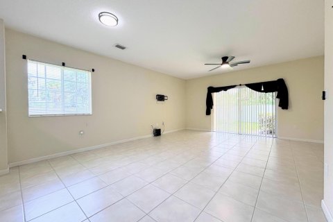 Touwnhouse à vendre à Stuart, Floride: 3 chambres, 133.22 m2 № 2269264 - photo 9
