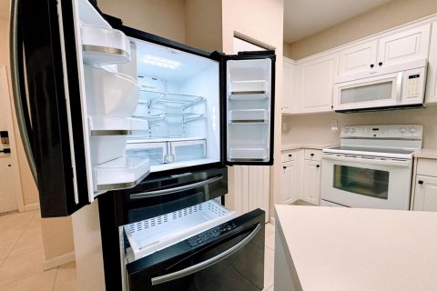 Touwnhouse à vendre à Stuart, Floride: 3 chambres, 133.22 m2 № 2269264 - photo 13