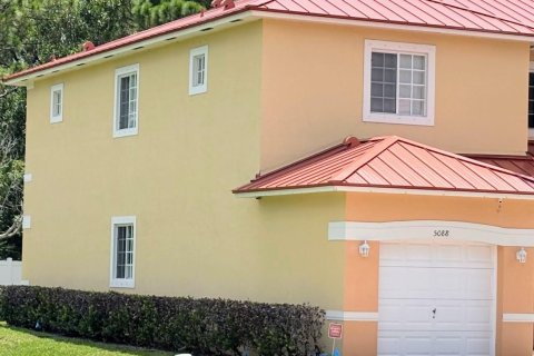 Adosado en Stuart, Florida 3 dormitorios, 133.22 m2 № 2269264