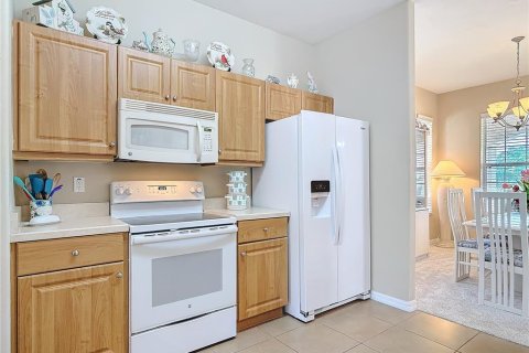 Townhouse in New Smyrna Beach, Florida 2 bedrooms, 169.73 sq.m. № 1574029 - photo 18