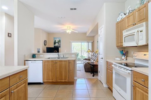 Townhouse in New Smyrna Beach, Florida 2 bedrooms, 169.73 sq.m. № 1574029 - photo 15
