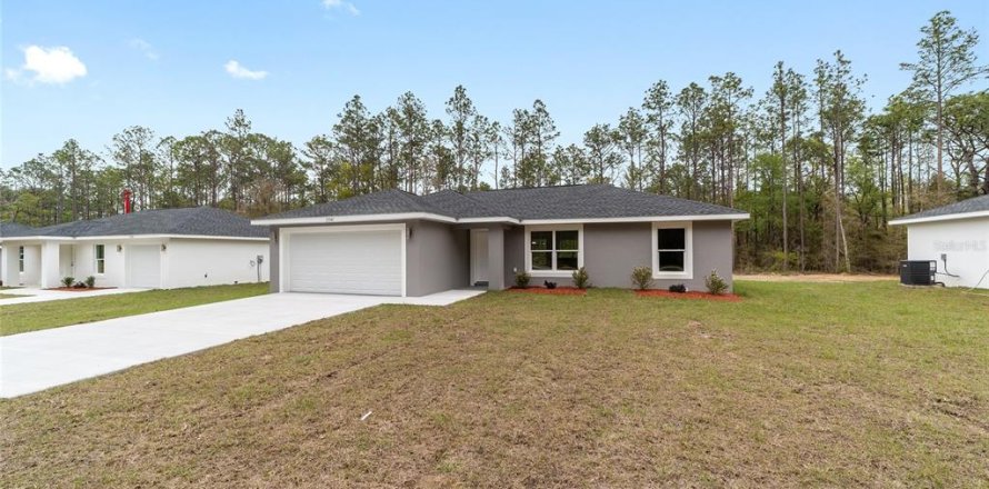House in Ocala, Florida 3 bedrooms, 117.71 sq.m. № 1740555