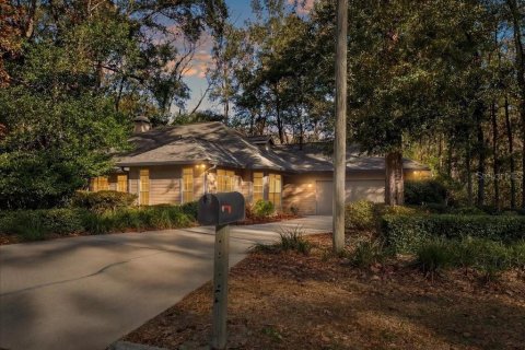 Villa ou maison à Gainesville, Floride 3 chambres, 219.99 m2 № 2342109