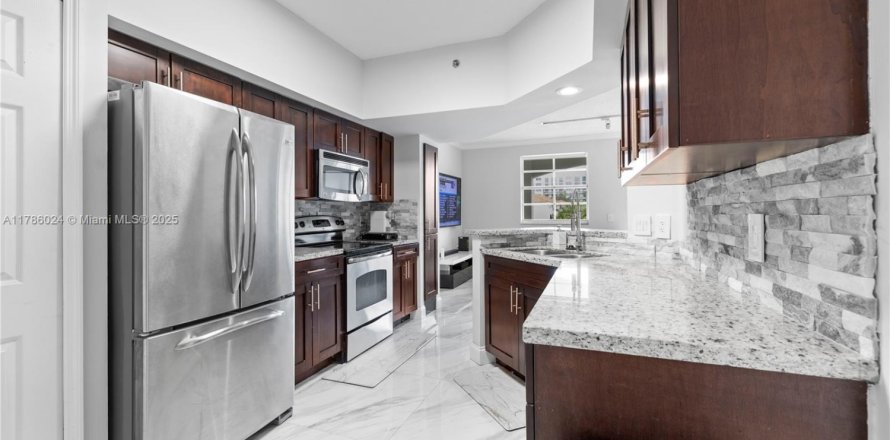 Condo à Aventura, Floride, 2 chambres № 1701693