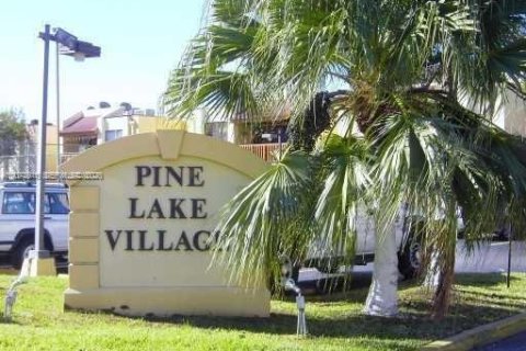 Condo in Miami, Florida, 2 bedrooms  № 2348780