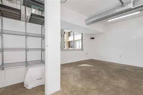 Propiedad comercial en venta en Miami Beach, Florida № 1820132 - foto 18