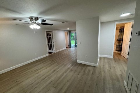 House in Venice, Florida 2 bedrooms, 95.88 sq.m. № 1906052 - photo 7