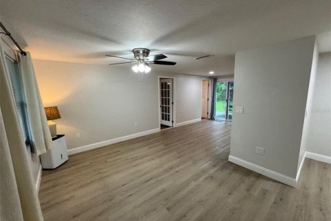 House in Venice, Florida 2 bedrooms, 95.88 sq.m. № 1906052 - photo 6