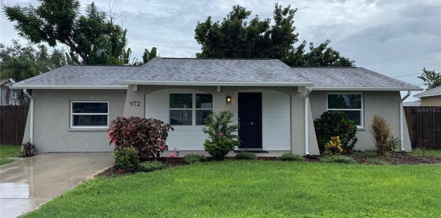 House in Venice, Florida 2 bedrooms, 95.88 sq.m. № 1906052