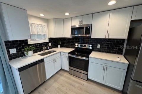 House in Venice, Florida 2 bedrooms, 95.88 sq.m. № 1906052 - photo 23