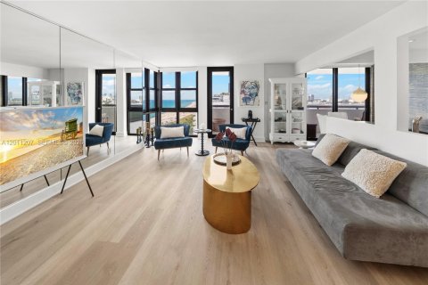 Condo in Miami Beach, Florida, 1 bedroom  № 2076586 - photo 5