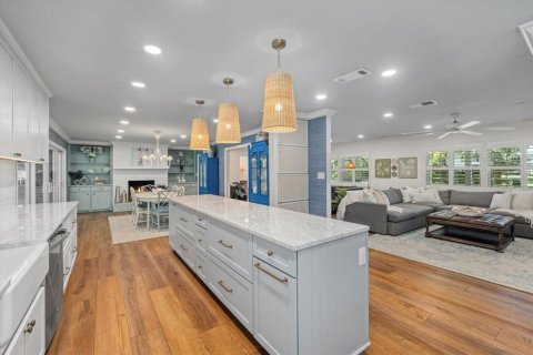 Casa en venta en Bradenton, Florida, 5 dormitorios, 287.07 m2 № 1855663 - foto 20