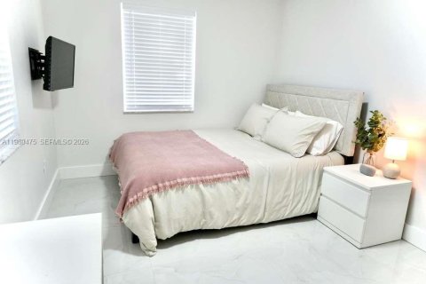 Villa ou maison à vendre à Fort Lauderdale, Floride: 4 chambres, 122.91 m2 № 2023284 - photo 11