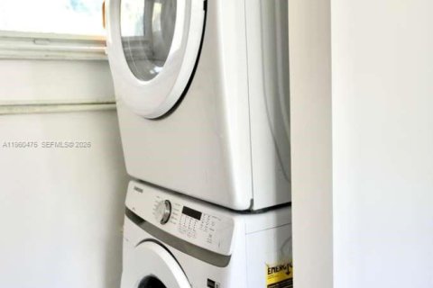 Villa ou maison à vendre à Fort Lauderdale, Floride: 4 chambres, 122.91 m2 № 2023284 - photo 26