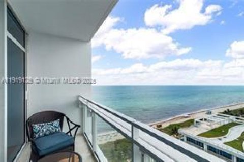 Copropriété à vendre à Miami Beach, Floride: 1 chambre, 66.89 m2 № 2017347 - photo 10
