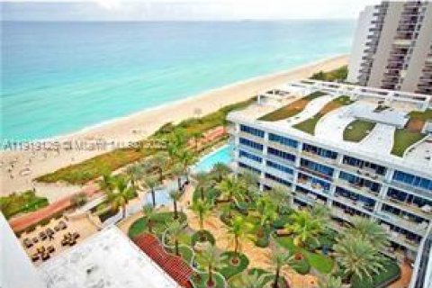 Copropriété à vendre à Miami Beach, Floride: 1 chambre, 66.89 m2 № 2017347 - photo 17