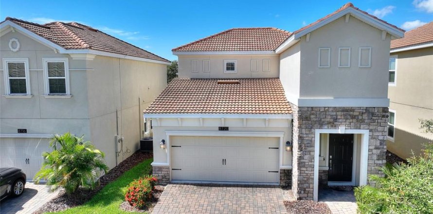 House in Davenport, Florida 3 bedrooms, 181.16 sq.m. № 1880797