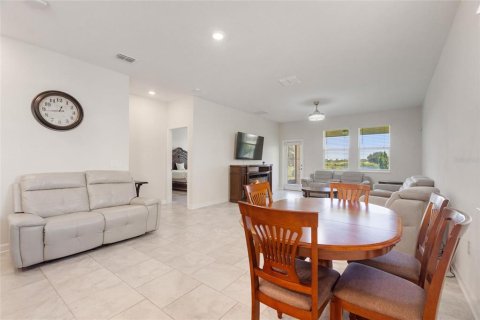 House in Davenport, Florida 3 bedrooms, 181.16 sq.m. № 1880797 - photo 9