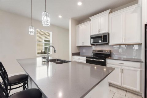 House in Davenport, Florida 3 bedrooms, 181.16 sq.m. № 1880797 - photo 7