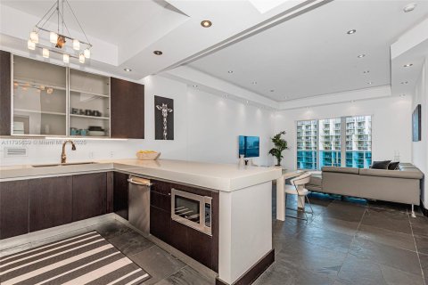 Condominio en alquiler en Miami Beach, Florida, 1 dormitorio, 89.19 m2 № 1726732 - foto 26