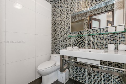 Condominio en alquiler en Miami Beach, Florida, 1 dormitorio, 89.19 m2 № 1726732 - foto 28
