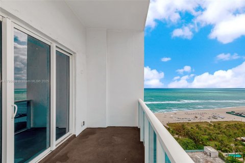 Copropriété à louer à Miami Beach, Floride: 1 chambre, 89.19 m2 № 1726732 - photo 1