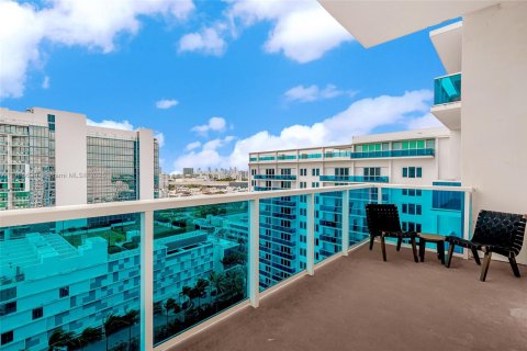 Condominio en alquiler en Miami Beach, Florida, 1 dormitorio, 89.19 m2 № 1726732 - foto 5