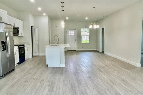 House in Ocala, Florida 4 bedrooms, 170.29 sq.m. № 1846503 - photo 8