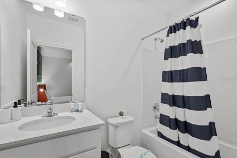 Adosado en venta en Orlando, Florida, 5 dormitorios, 178.19 m2 № 1629941 - foto 22