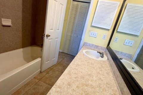 Condominio en alquiler en Orlando, Florida, 2 dormitorios, 86.86 m2 № 2167508 - foto 15