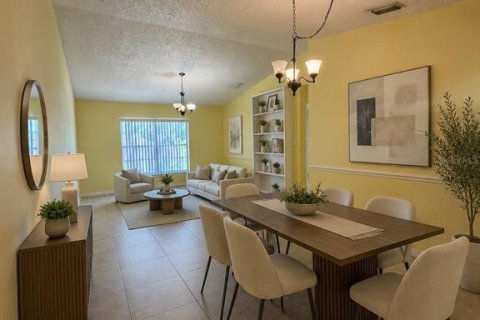 Condominio en Orlando, Florida, 2 dormitorios  № 2167508