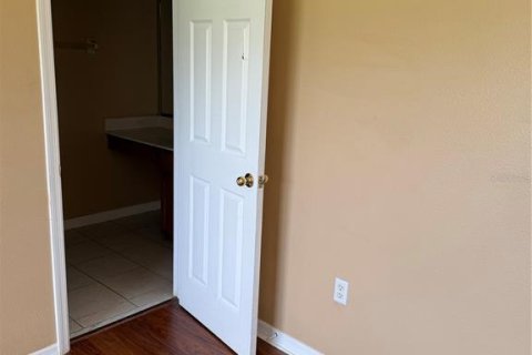 Touwnhouse à louer à Tampa, Floride: 2 chambres, 112.97 m2 № 2234800 - photo 9