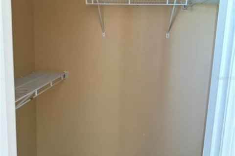 Touwnhouse à louer à Tampa, Floride: 2 chambres, 112.97 m2 № 2234800 - photo 12