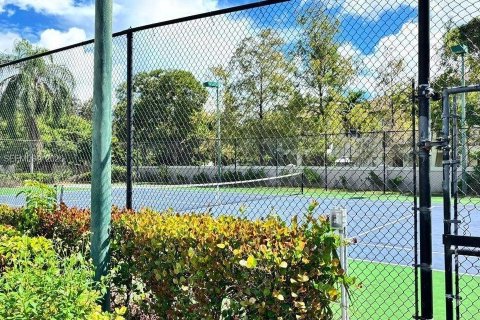 Condominio en venta en Coral Springs, Florida, 3 dormitorios, 108.32 m2 № 2153014 - foto 14