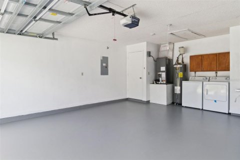 Villa ou maison à vendre à Palm Bay, Floride: 3 chambres, 136.1 m2 № 2216380 - photo 17