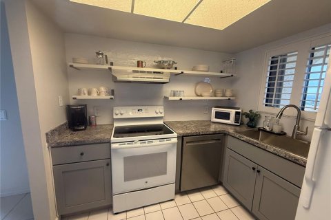Copropriété à louer à Hudson, Floride: 1 chambre, 68.1 m2 № 1816921 - photo 5