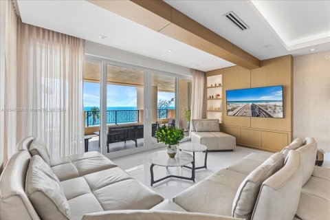 Condominio en venta en Miami Beach, Florida, 4 dormitorios, 379.6 m2 № 1868196 - foto 2