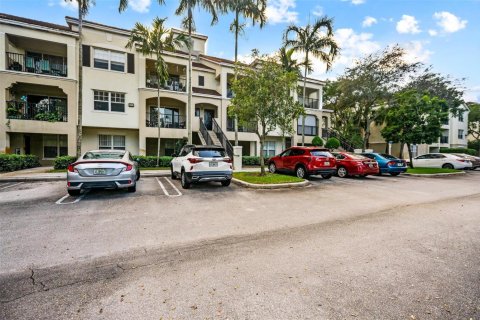 Condominio en venta en Coral Springs, Florida, 3 dormitorios, 126.07 m2 № 2193281 - foto 12