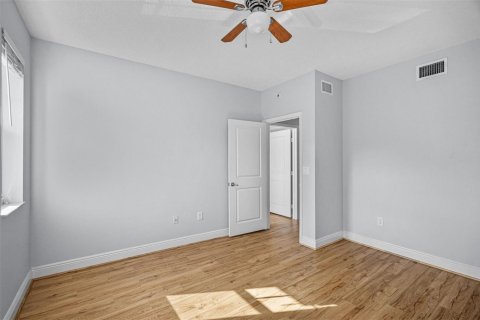 Condominio en venta en Coral Springs, Florida, 3 dormitorios, 126.07 m2 № 2193281 - foto 22