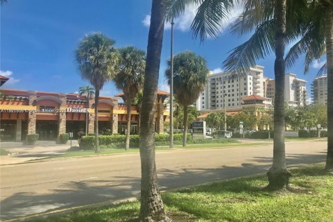 Copropriété à louer à Fort Lauderdale, Floride: 1 chambre, 72.46 m2 № 1975206 - photo 9