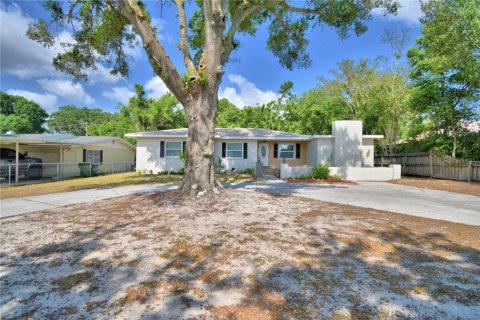 Villa ou maison à Winter Haven, Floride 4 chambres, 162.76 m2 № 2322480
