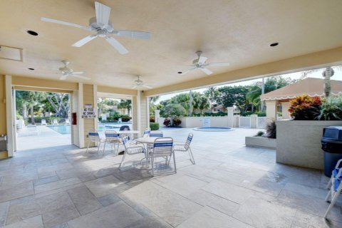 Townhouse in Boynton Beach, Florida 2 bedrooms, 127.65 sq.m. № 1159818 - photo 1