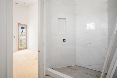 Casa en venta en Sarasota, Florida, 6 dormitorios, 415.37 m2 № 1651892 - foto 30