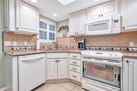 Copropriété à vendre à New Smyrna Beach, Floride: 2 chambres, 95.5 m2 № 2267076 - photo 7