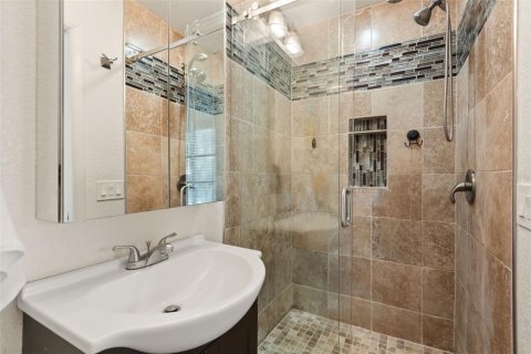 Villa ou maison à vendre à Orlando, Floride: 3 chambres, 154.22 m2 № 2209336 - photo 19