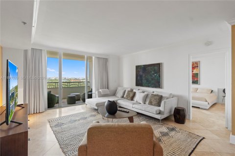 Condominio en Miami, Florida, 2 dormitorios  № 2053111