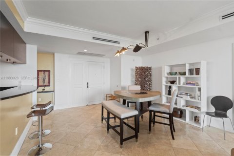Condo in Miami, Florida, 2 bedrooms  № 2053111 - photo 21