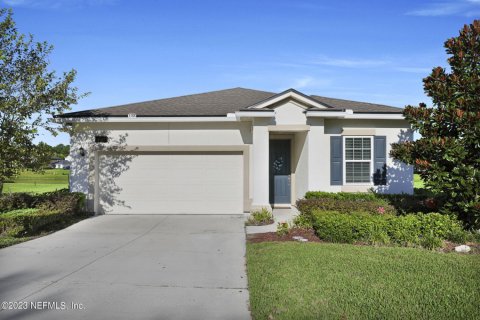 House in Green Cove Springs, Florida 4 bedrooms, 166.85 sq.m. № 771701 - photo 1